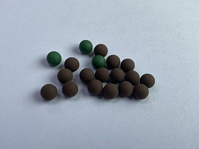 氟（fú）橡胶圆球批发